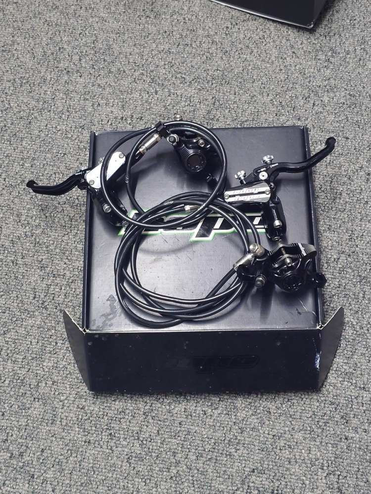 Hope Brems-Set Tech-3 X2 front / rear revidiert gebraucht