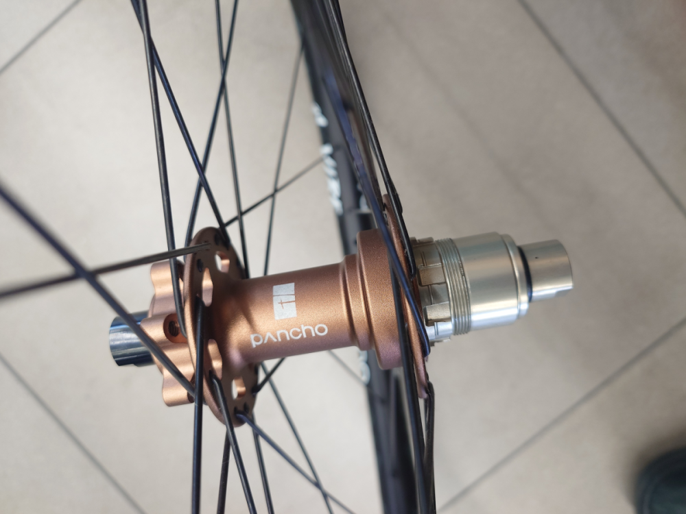 Pancho VIBE 29" - Rear 148/12mm Boost  bronze / Sram XD