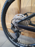 Pyro Twentyfour Air black 24"